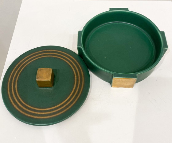 Image 1 of Petite boîte en céramique émaillée vert et or, Villeroy et Boch, 1930