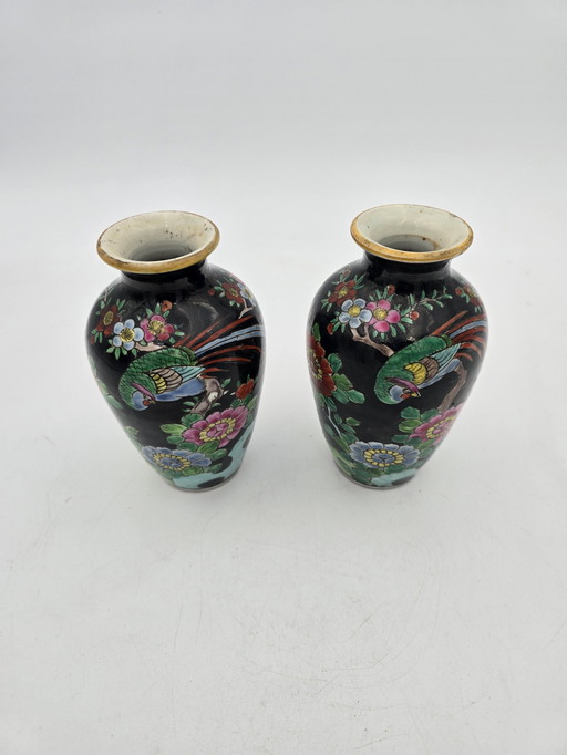 Paire De Vases Japonais En Porcelaine Vers 1920