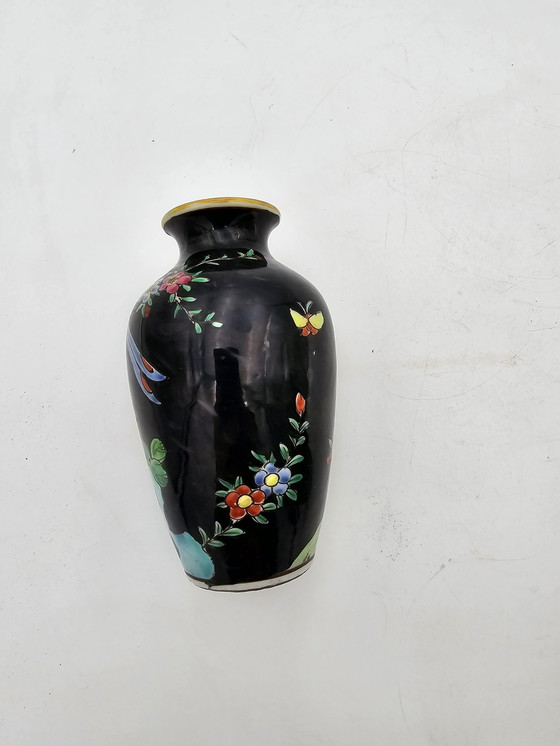 Image 1 of Paire De Vases Japonais En Porcelaine Vers 1920