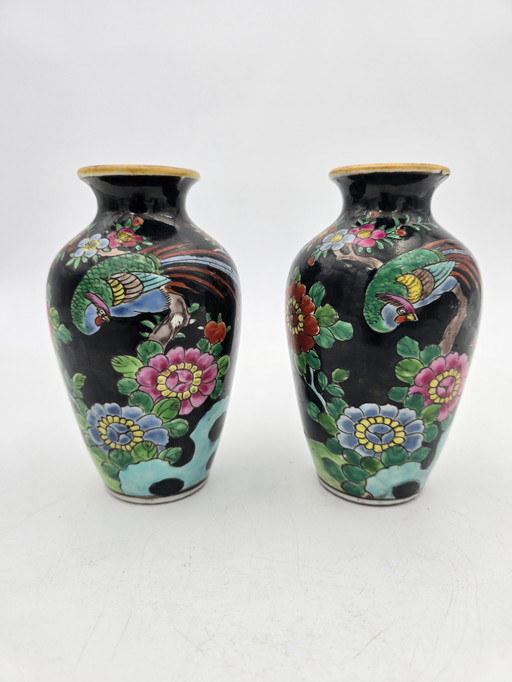 Paire De Vases Japonais En Porcelaine Vers 1920