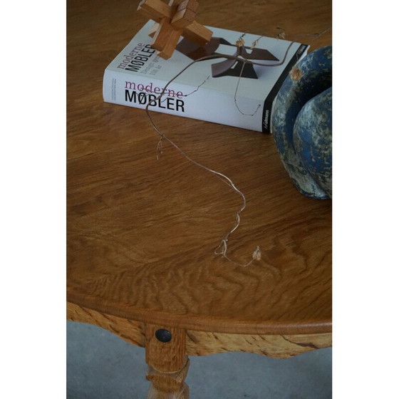 Image 1 of Table de salle à manger ronde vintage danoise en bois de chêne massif avec deux rallonges, années 1960