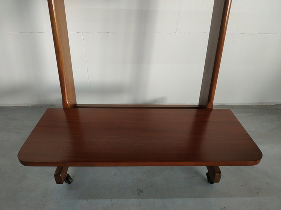 Image 1 of Chariot de table à plantes en bois vintage avec roues