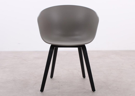 Image 1 of 4X Hay Aac 22 Chair Kahki