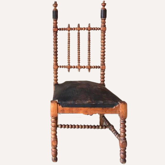 Image 1 of Chaise en cuir et torsion d'orge au fuseau, 1850S