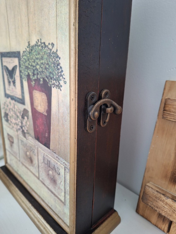 Image 1 of Boîte À Clefs