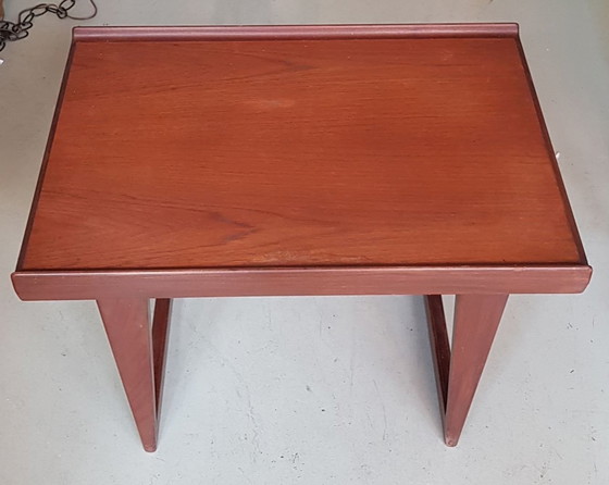 Image 1 of Table d'appoint danoise en teck par Peter Løvig Nielsen