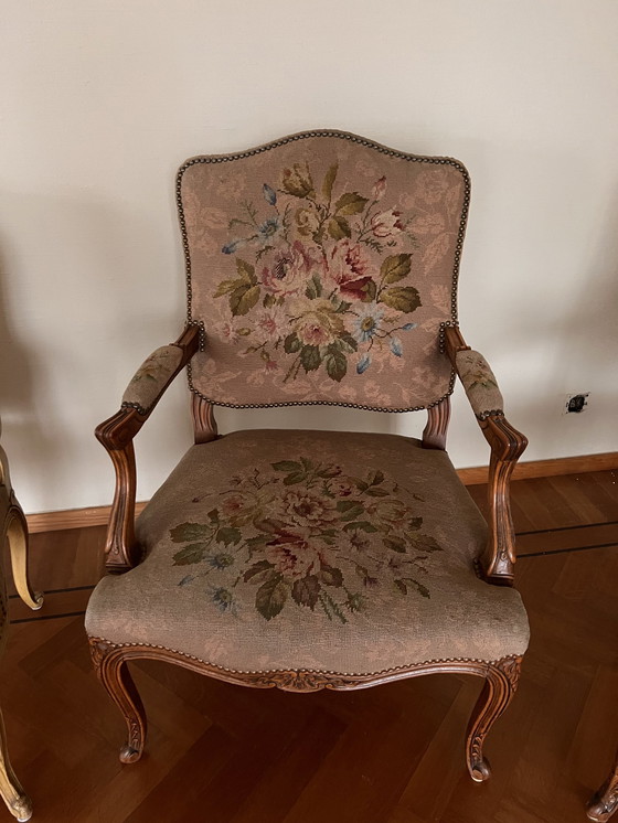 Image 1 of Chaises baroques avec tapisserie brodée