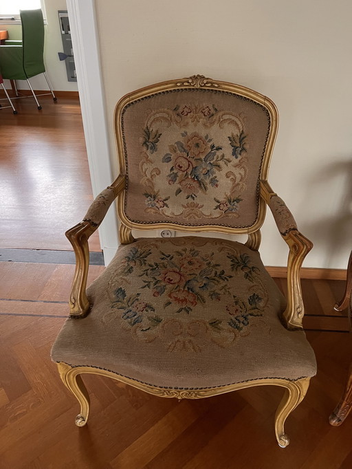 Chaises baroques avec tapisserie brodée