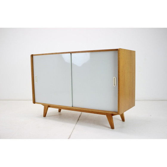 Image 1 of Commode vintage en chêne et plastique par Jiri Jiroutek, Tchécoslovaquie 1960