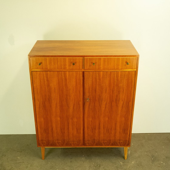 Image 1 of Commode, noyer, années 1960