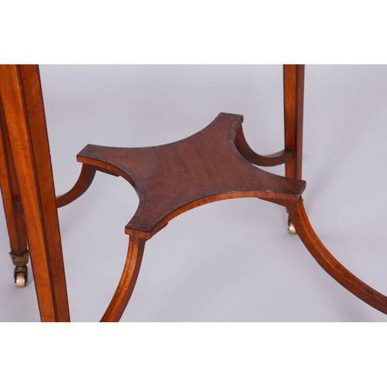 Image 1 of Table d'appoint ronde en cerisier Biedermeier, France 1850s