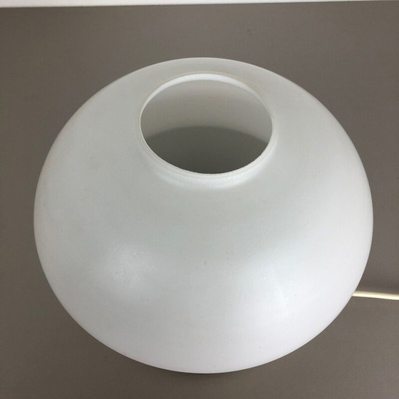 Image 1 of Lampe de table Sputnik en forme de champignon avec abat-jour opale Italie 1970