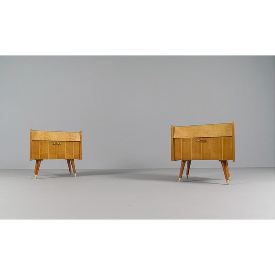 Image 1 of Paire de tables de nuit vintage