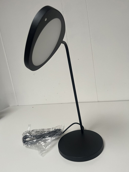 Lampe à poser en forme de feuille