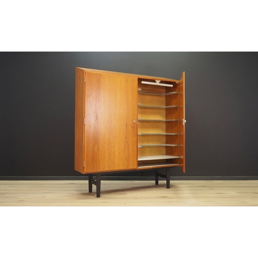 Armoire en teck, design danois, années 1970, production : Danemark