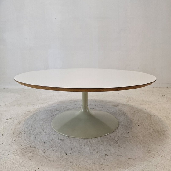 Image 1 of Table basse vintage "Circle" en bois plaqué blanc par Pierre Paulin pour Artifort, 1970