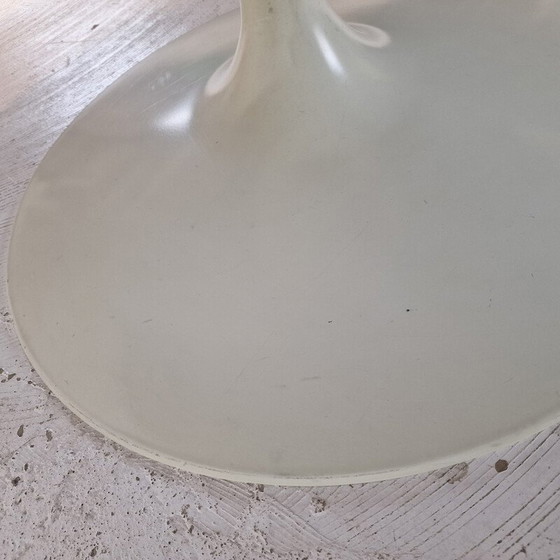 Image 1 of Table basse vintage "Circle" en bois plaqué blanc par Pierre Paulin pour Artifort, 1970