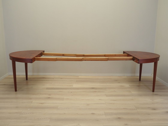 Image 1 of Table ronde en acajou, design danois, 1970S, Production : Danemark