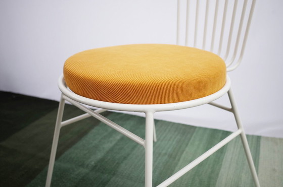 Image 1 of 2 X Chaise de Jardin Vintage En Métal Avec Coussin Jaune