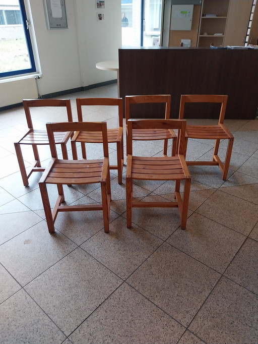 6 X Chaises de salle à manger scandinaves en pin 1970's