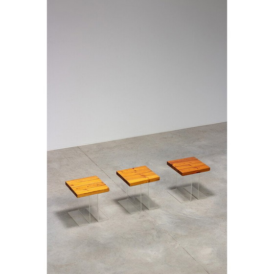 Image 1 of Ensemble de 3 tables d'appoint vintage en verre acrylique et bois d'orme, France 1970