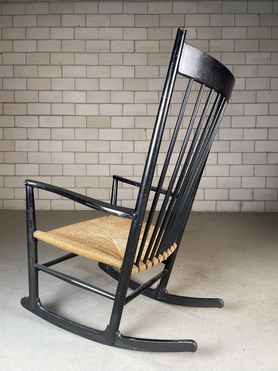 Image 1 of Fauteuil à bascule vintage J16 par Hans Wegner pour Fdb Möbler