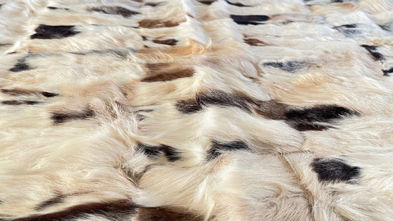 Image 1 of Tapis En Peau Annees 70 Beige-Marron - 56 X 107Cm