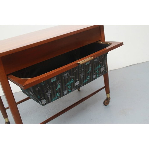 Table de couture vintage en noyer, années 1950