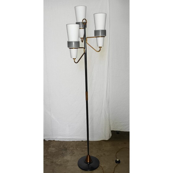 Image 1 of Lampadaire vintage en laiton doré à 3 lumières pour La Maison Arlus, 1950