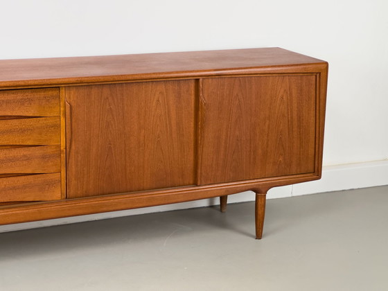 Image 1 of Buffet danois en teck By Axel Christensen / Aco Møbler, 1960S