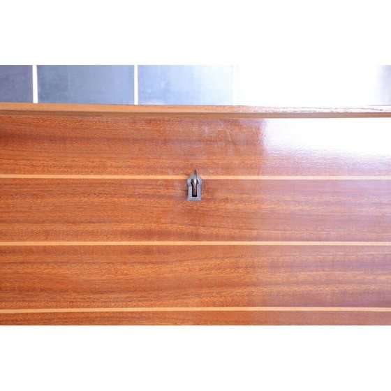 Image 1 of Bibliothèque vintage en hêtre et acajou, tchèque 1950