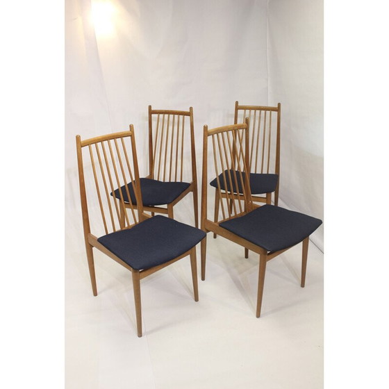 Image 1 of Ensemble de 4 chaises scandinaves vintage en bois de hêtre massif, 1950