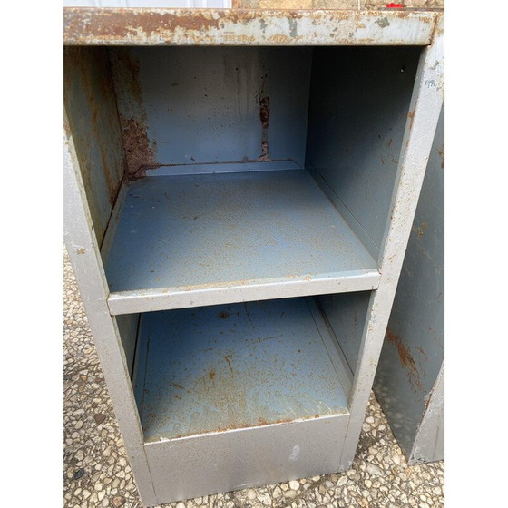 Image 1 of Table de chevet vintage en métal, 1950