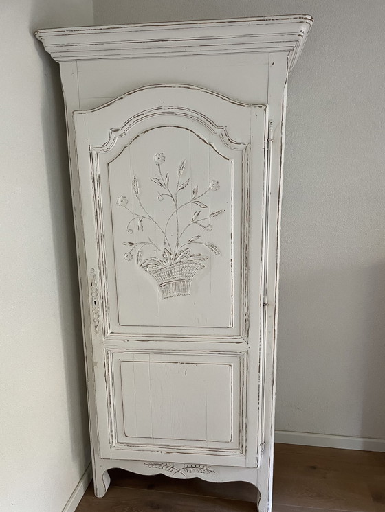 Image 1 of Armoire en chêne massif