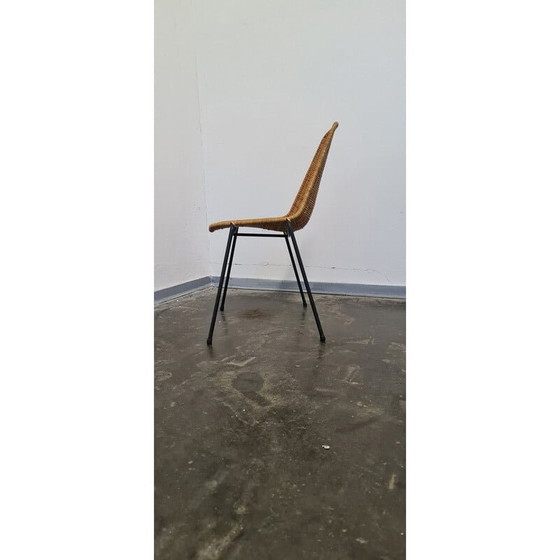 Image 1 of Chaises empilables en osier vintage, années 1950