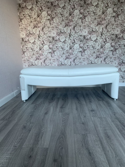 Banquette en cuir véritable blanc pur de la marque Leu Nouveau