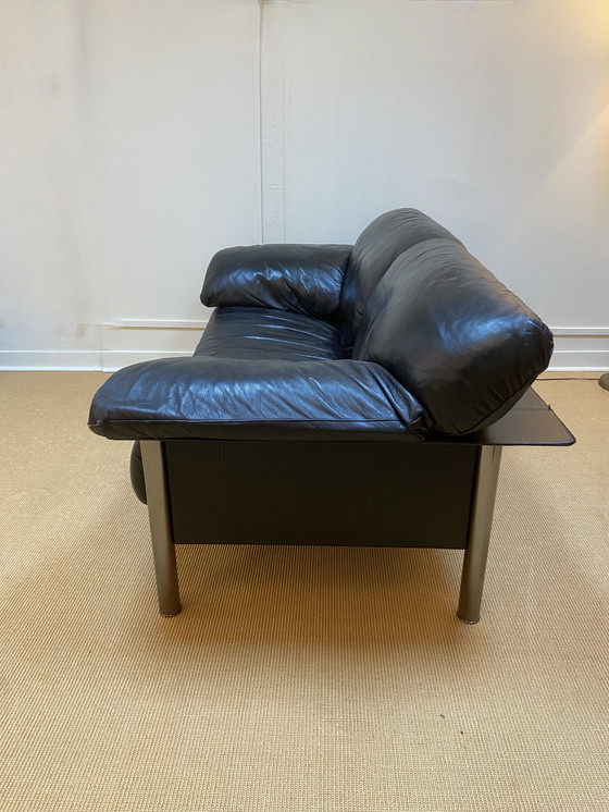 Image 1 of Paire De Canapés En Cuir Noir Édités Par Poltrona Frau, Circa 1980/1990.
