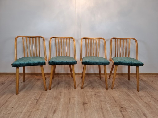 4x Ton Chairs By Antonín Šuman