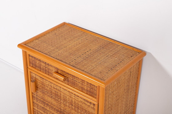 Image 1 of Armoire vintage en rotin et osier