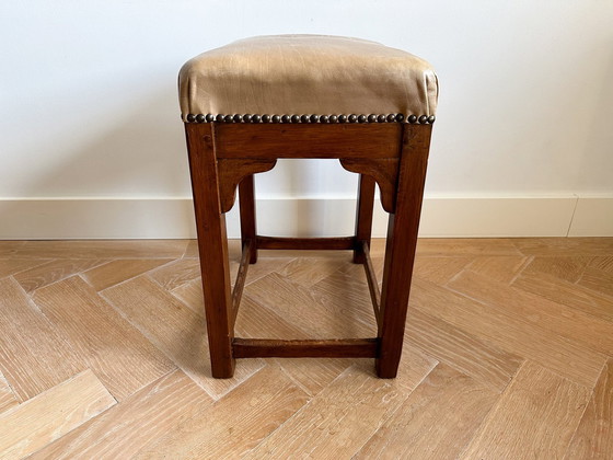 Image 1 of Ottoman Vintage Dutch Art Deco en bois avec siège en cuir