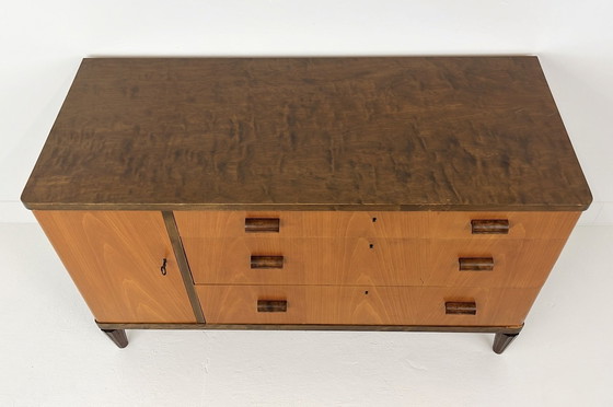 Image 1 of Buffet suédois d'époque