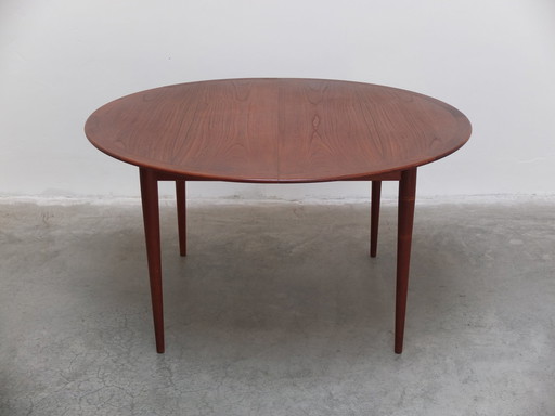 Xl Round Extendable Dining Table By Grete Jalk For P. Jeppesen, 1960S