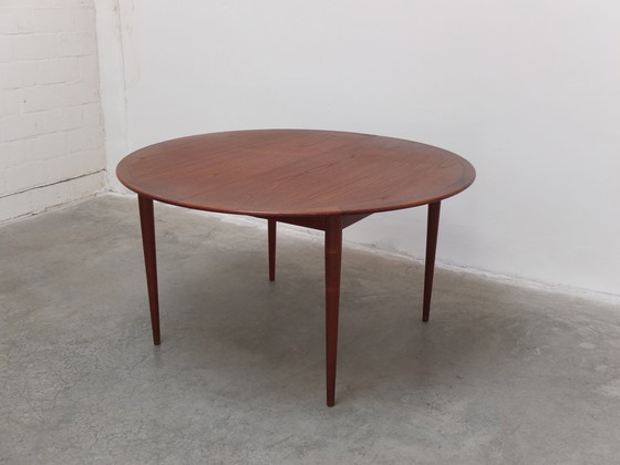 Image 1 of Xl Round Extendable Dining Table By Grete Jalk For P. Jeppesen, 1960S