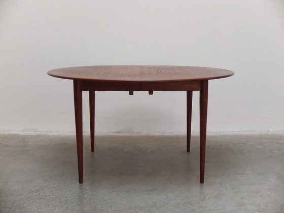 Image 1 of Xl Round Extendable Dining Table By Grete Jalk For P. Jeppesen, 1960S