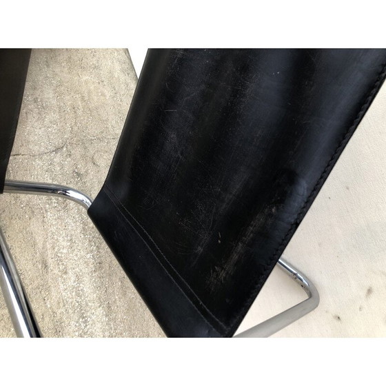 Image 1 of Fauteuil vintage en tube et cuir par Marcel Breuer