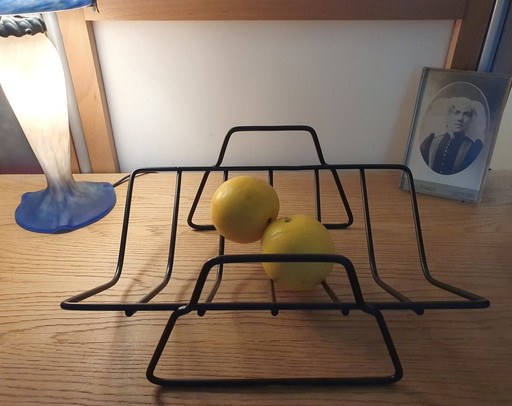 Bol à fruits vintage en métal avec fil métallique noir