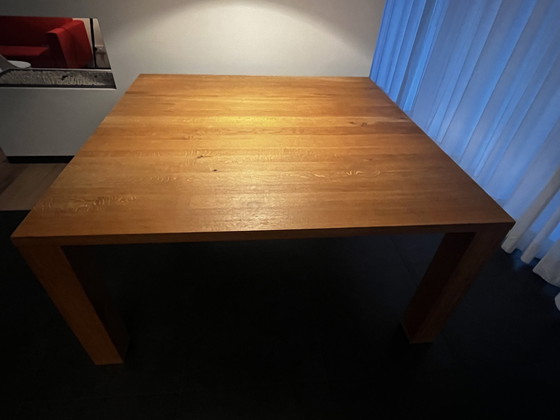 Image 1 of Table de salle à manger carrée