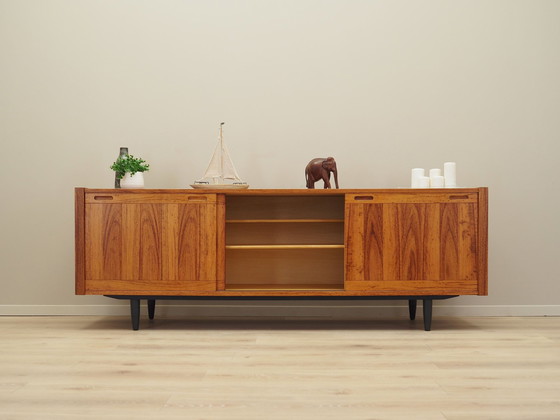 Image 1 of Buffet en bois de rose, design danois, années 1970, production : Skovby Møbelfabrik