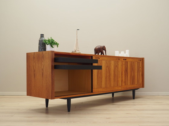 Image 1 of Buffet en bois de rose, design danois, années 1970, production : Skovby Møbelfabrik