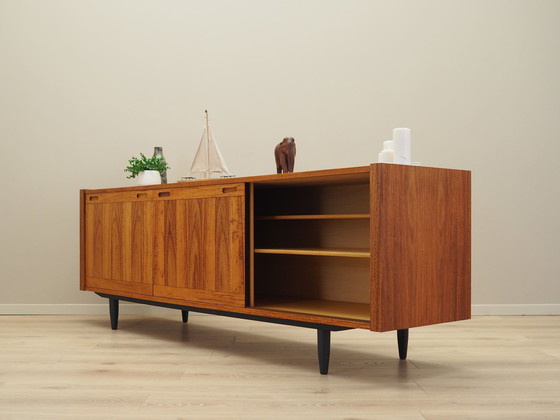 Image 1 of Buffet en bois de rose, design danois, années 1970, production : Skovby Møbelfabrik